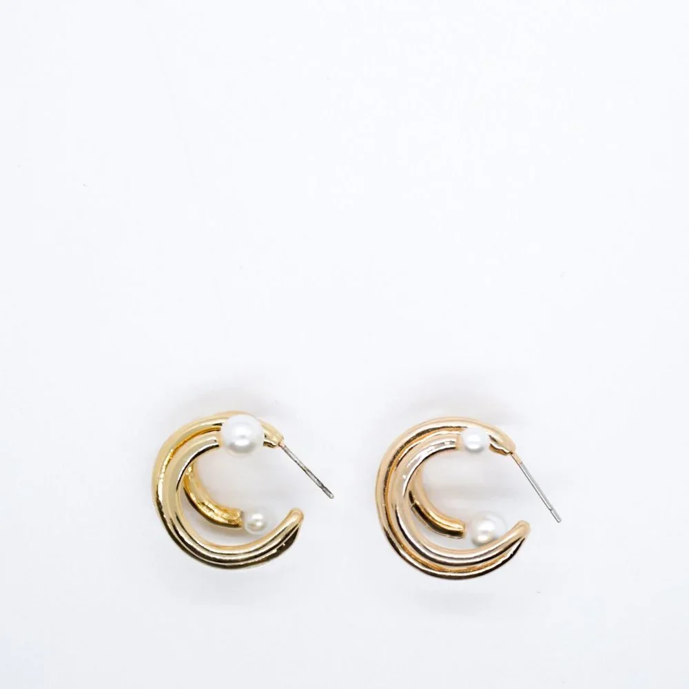 Gold and pearl earrings - Picture 2 of 4